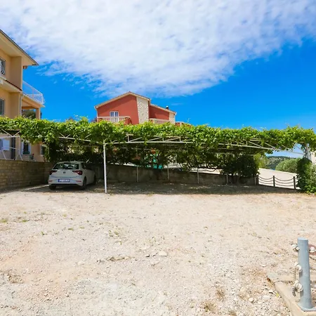 Appartement By The Sea Sparadici, - 23939