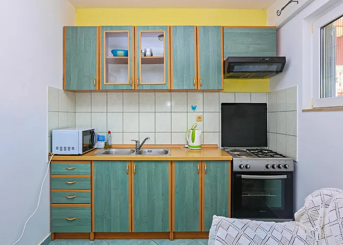 By The Sea Sparadici, - 23939 *